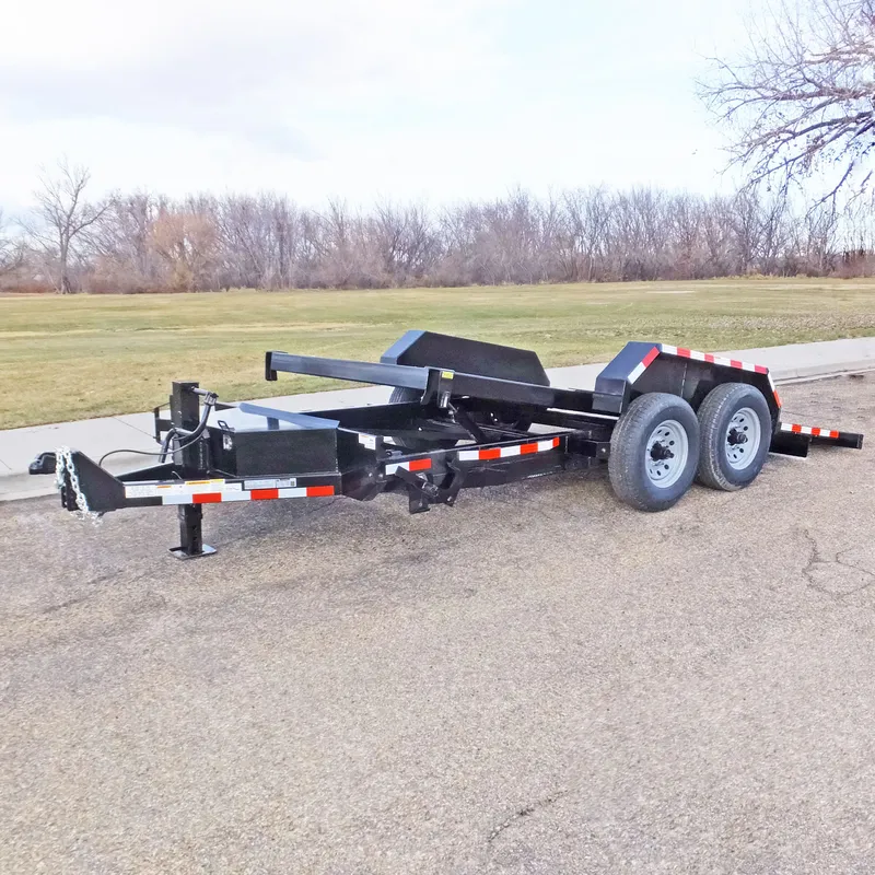 Snake River 17 ft low-deck tilt Flatbed Trailer